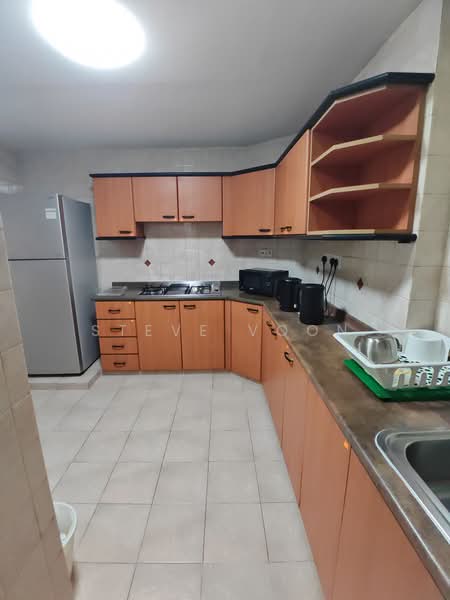 Simsville, 10 Geylang East Avenue 2, Room Rental, 100 sqft, Condominium For Rent, by Steve Voon, 500155592 - Kitchen - PropertyGuru.com.sg