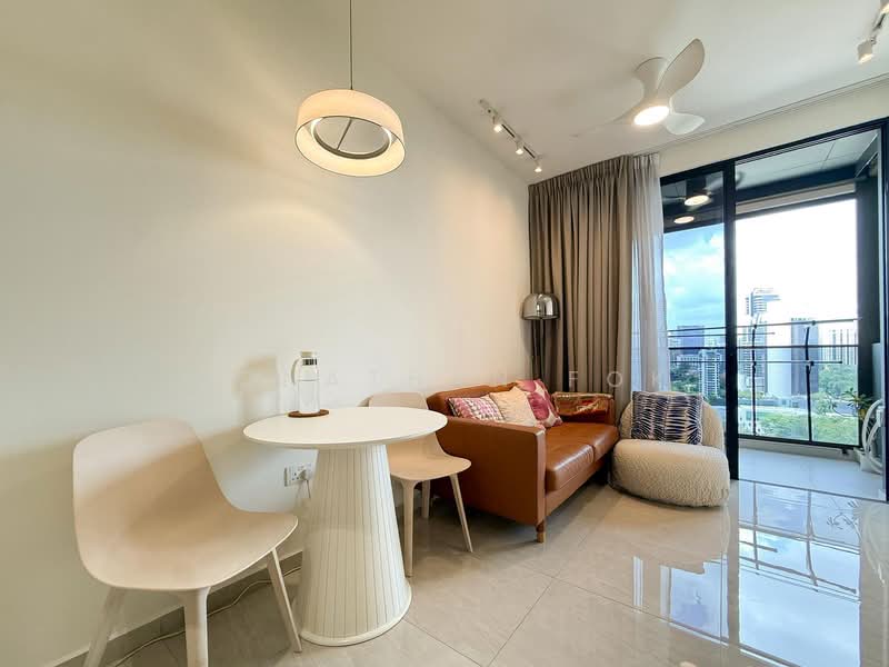 Kopar At Newton, 4 Makeway Avenue, 2 Bedrooms, 689 sqft, Condominium For Sale, by Jonathan Fok, 500155601 - Living Room - PropertyGuru.com.sg