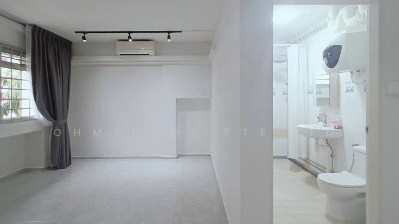 270 Pasir Ris Street 21, 270 Pasir Ris Street 21, 3 Bedrooms, 1,561 sqft, HDB Flat For Rent, by Jayden Saravannan, 500155603 - Bathroom - PropertyGuru.com.sg