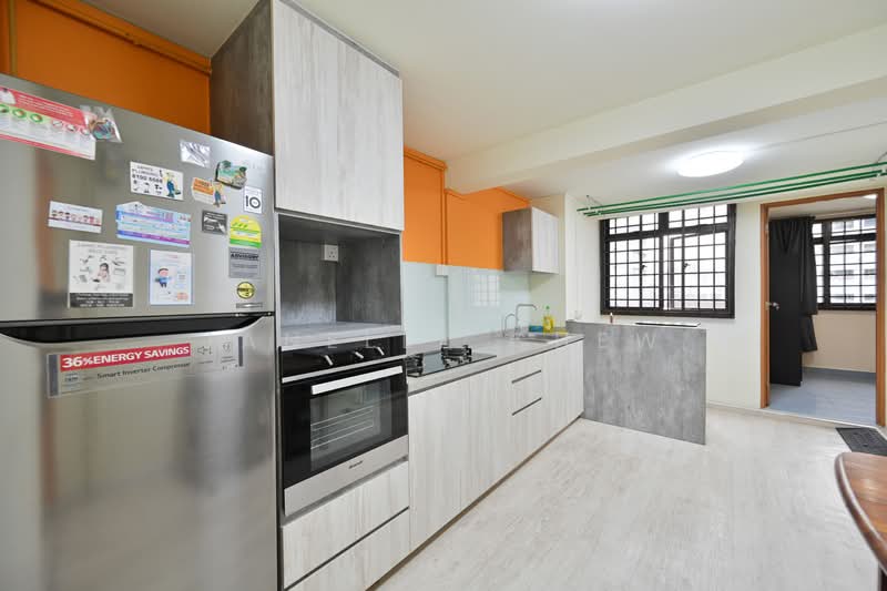 27 Toa Payoh East, 27 Toa Payoh East, 3 Bedrooms, 721 sqft, HDB Flat For Sale, by Janelle Chew, 500155604 - Kitchen - PropertyGuru.com.sg