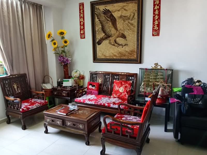 Wing Fong Mansions, 12 Lorong 14 Geylang, 3 Bedrooms, 1,130 sqft, Apartment For Sale, by Arissa Tan, 500155622 - Living Room - PropertyGuru.com.sg
