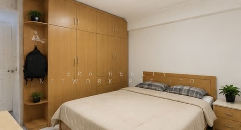 409 Bedok North Avenue 2, 409 Bedok North Avenue 2, 2 Bedrooms, 883 sqft, HDB Flat For Sale, by MARTIN, 500155630 - Bedroom - PropertyGuru.com.sg