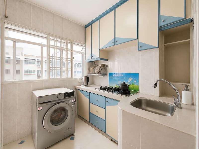 356 Tampines Street 33, 356 Tampines Street 33, Pasir Ris / Tampines, 3 Bedrooms, 1,354 sqft, HDB Flat For Sale, by Poh Chu Ying, 500155638 - Kitchen - PropertyGuru.com.sg