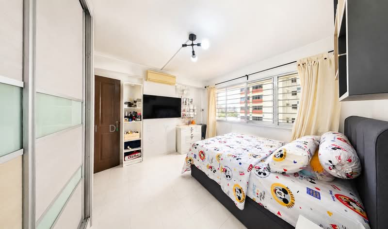 227 Bishan Street 23, 227 Bishan Street 23, 3 Bedrooms, 1,130 sqft, HDB Flat For Sale, by Sidney Lin Wei Sheng, 500155641 - Bedroom - PropertyGuru.com.sg