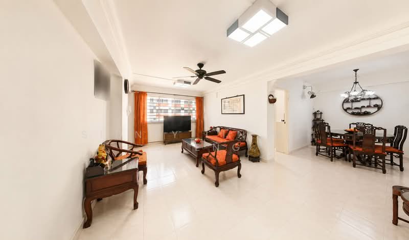 227 Bishan Street 23, 227 Bishan Street 23, 3 Bedrooms, 1,130 sqft, HDB Flat For Sale, by Sidney Lin Wei Sheng, 500155641 - Living Room - PropertyGuru.com.sg