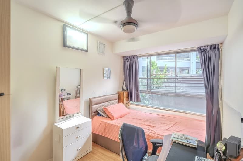 138A Lorong 1A Toa Payoh, 138A Lorong 1A Toa Payoh, Balestier / Toa Payoh, 3 Bedrooms, 1,216 sqft, HDB Flat For Sale, by Diana Yow, 500155643 - Bedroom - PropertyGuru.com.sg