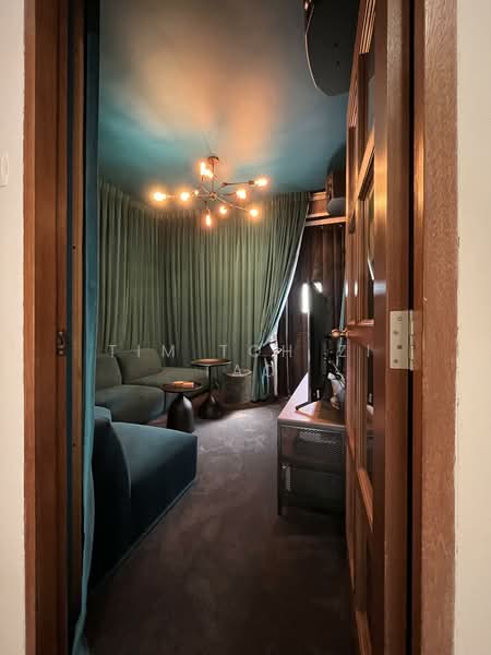 Chestnut Terrace, , 4 Bedrooms, 3,200 sqft, Terraced House For Sale, by Tim Toh Zi Tao, 500155646 - Living Room - PropertyGuru.com.sg