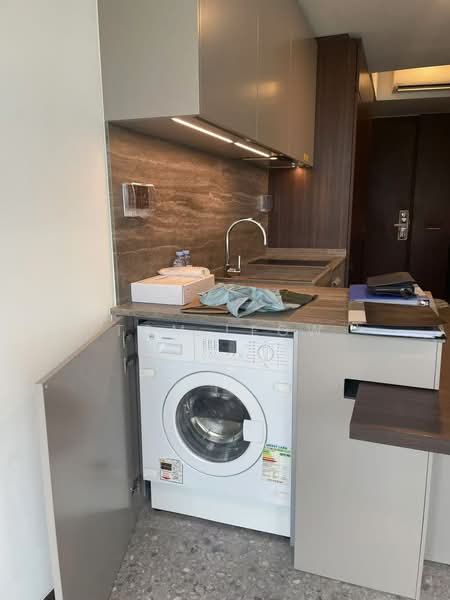 One Pearl Bank, 1 Pearl Bank, Studio, 431 sqft, Condominium For Rent, by Tom Leow, 500155649 - Kitchen - PropertyGuru.com.sg