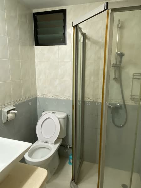 Simsville, 8 Geylang East Avenue 2, Room Rental, 200 sqft, Condominium For Rent, by Steve Voon, 500155651 - Bathroom - PropertyGuru.com.sg