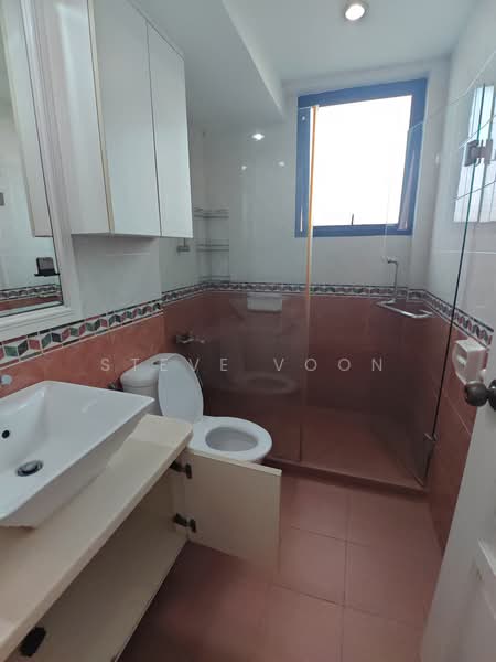 Simsville, 8 Geylang East Avenue 2, Room Rental, 200 sqft, Condominium For Rent, by Steve Voon, 500155651 - Bathroom - PropertyGuru.com.sg