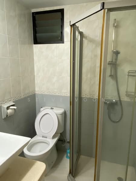 Simsville, 8 Geylang East Avenue 2, Room Rental, 200 sqft, Condominium For Rent, by Steve Voon, 500155651 - Bathroom - PropertyGuru.com.sg