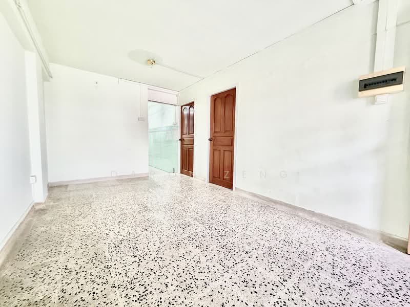 66 Lorong 4 Toa Payoh, 66 Lorong 4 Toa Payoh, 2 Bedrooms, 689 sqft, HDB Flat For Sale, by Daron Zeng, 500155653 - Interior - PropertyGuru.com.sg