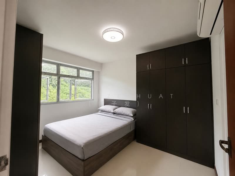 512A Yishun Street 51, 512A Yishun Street 51, 2 Bedrooms, 732 sqft, HDB Flat For Sale, by Hoe Tze Huat (何子发), 500155655 - Bedroom - PropertyGuru.com.sg