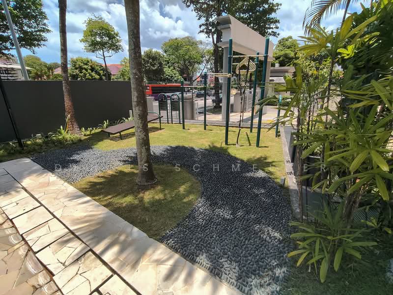 Paradise Palms, 505 Dunman Road, Room Rental, 75 sqft, Condominium For Rent, by Dennis Schmelzer, 500155674 - Outdoor Gym - PropertyGuru.com.sg