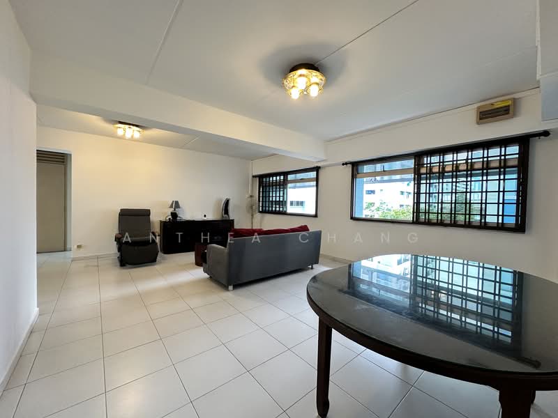 346 Choa Chu Kang Loop, 346 Choa Chu Kang Loop, 4 Bedrooms, 1,323 sqft, HDB Flat For Sale, by Anthea Chang, 500155675 - Living Room - PropertyGuru.com.sg