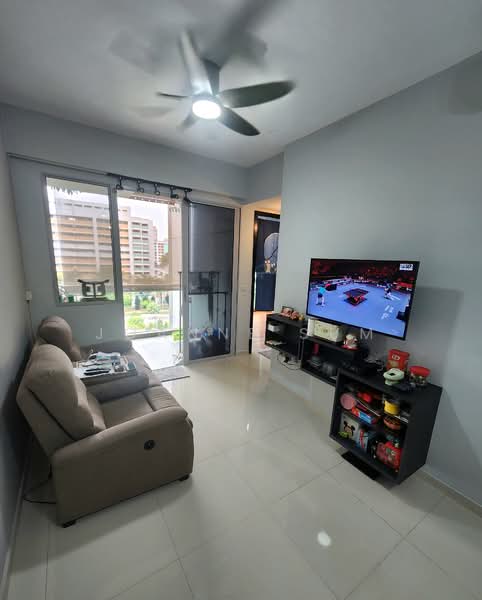 Hills TwoOne, 21 Hillview Terrace, 3 Bedrooms, 797 sqft, Apartment For Rent, by Joanne Sum, 500155680 - Living Room - PropertyGuru.com.sg