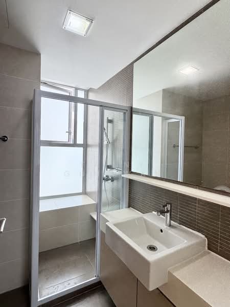 The Esta, 37 Amber Gardens, 4 Bedrooms, 1,464 sqft, Condominium For Rent, by Fanny Gunawan, 500155699 - Bathroom - PropertyGuru.com.sg