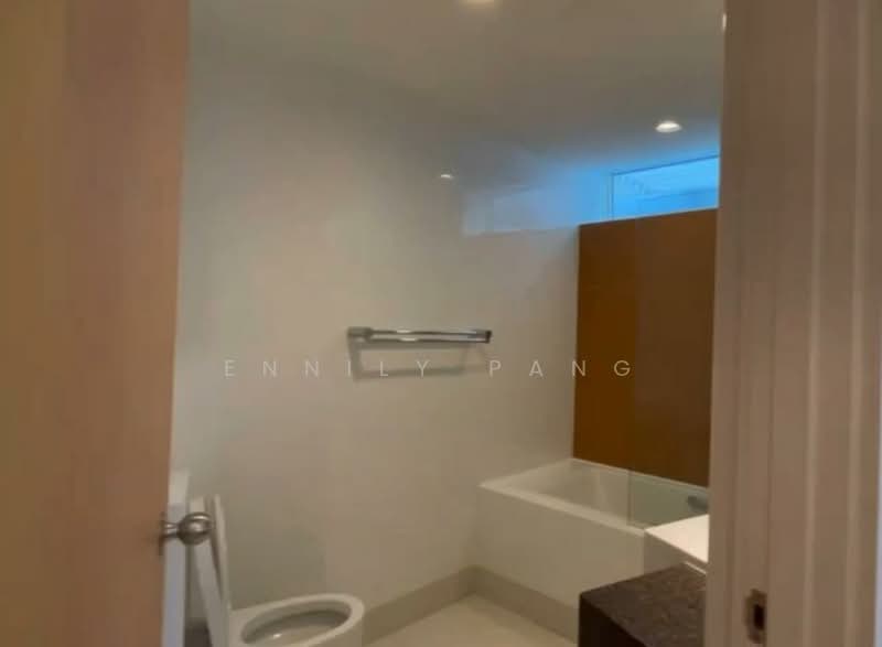 The Bayron, 49 Saint Thomas Walk, 3 Bedrooms, 1,432 sqft, Condominium For Rent, by Ennily Pang, 500155704 - Bathroom - PropertyGuru.com.sg