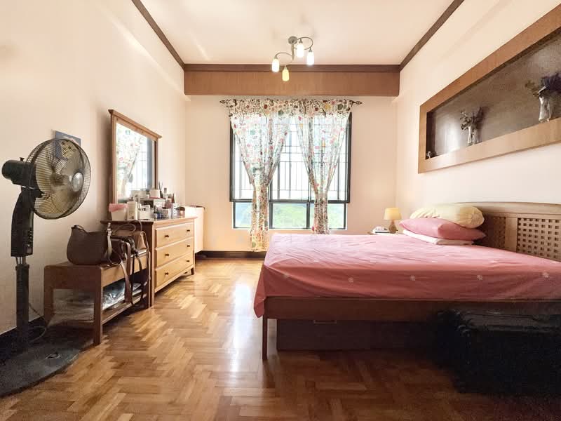 Regent Heights, 50 Bukit Batok East Avenue 5, 3 Bedrooms, 1,163 sqft, Condominium For Sale, by Syahir ., 500155712 - Bedroom - PropertyGuru.com.sg