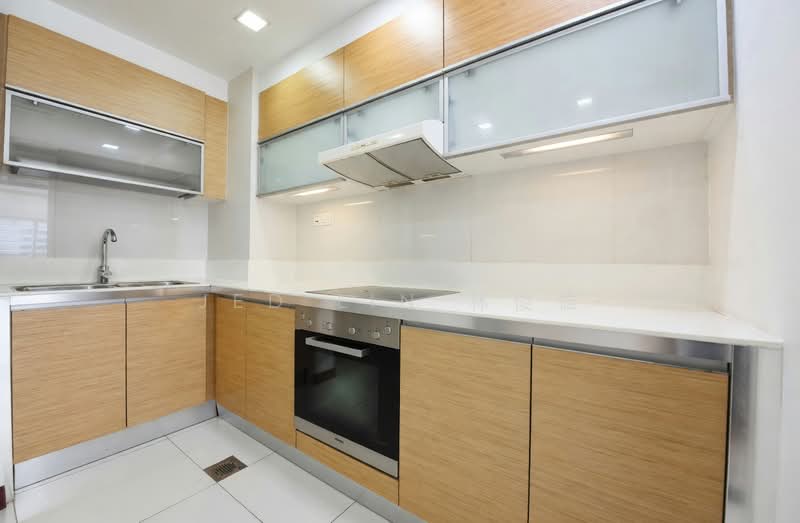 The Sail @ Marina Bay, 6 Marina Boulevard, 4 Bedrooms, 2,200 sqft, Condominium For Rent, by Jed Lin 林俊雄, 500155715 - Kitchen - PropertyGuru.com.sg