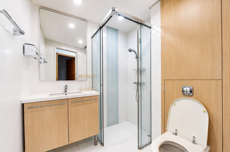 The Sail @ Marina Bay, 6 Marina Boulevard, 4 Bedrooms, 2,200 sqft, Condominium For Rent, by Jed Lin 林俊雄, 500155715 - Bathroom - PropertyGuru.com.sg