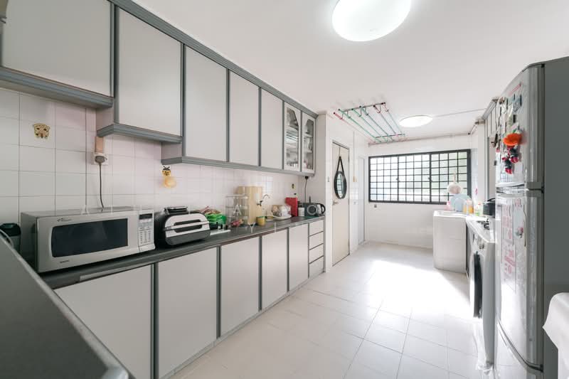 291 Yishun Street 22, 291 Yishun Street 22, 5 Bedrooms, 1,776 sqft, HDB Flat For Sale, by Athalia Soon Sze Yin, 500155740 - Kitchen - PropertyGuru.com.sg