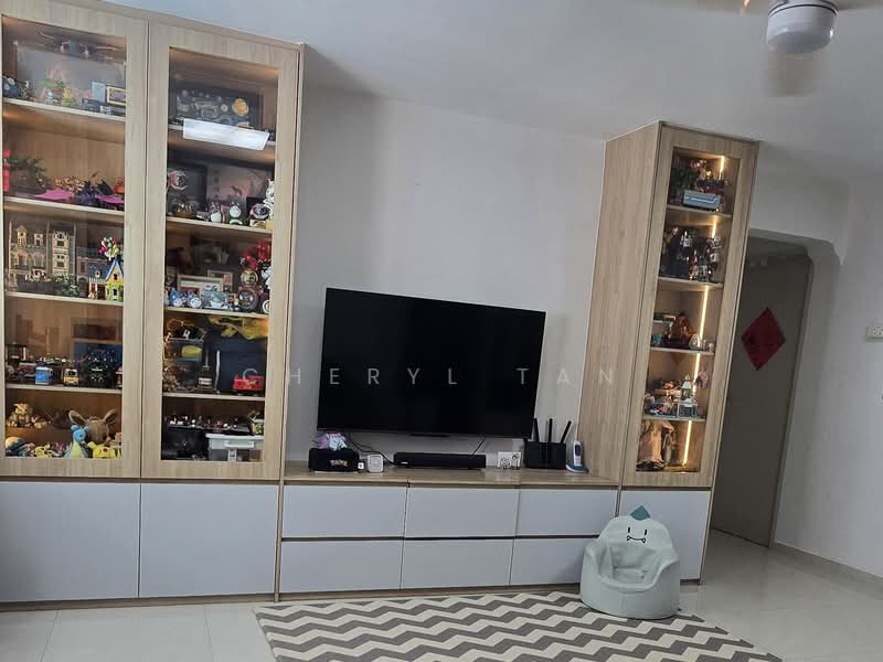 172 Woodlands Street 13, 172 Woodlands Street 13, 3 Bedrooms, 980 sqft, HDB Flat For Sale, by Cheryl Tan, 500155750 - Living Room - PropertyGuru.com.sg