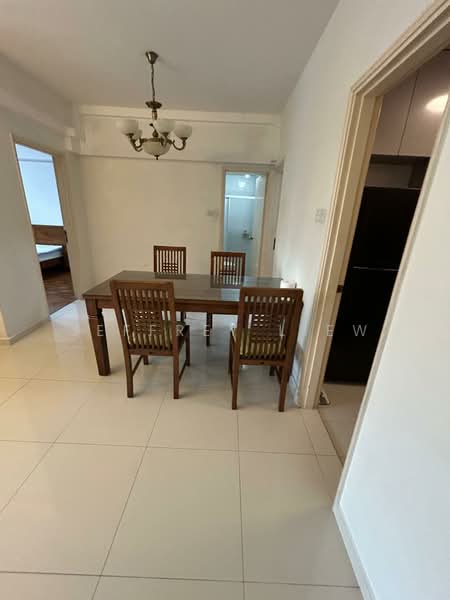 West Bay Condo, 50 West Coast Crescent, 2 Bedrooms, 830 sqft, Condominium For Rent, by Jeffrey Liew, 500155765 - Dining Room - PropertyGuru.com.sg