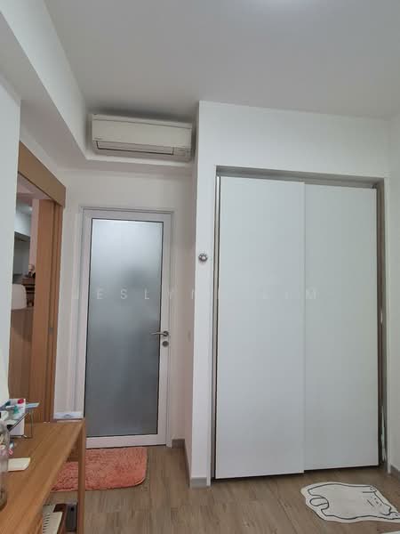 The Alps Residences, Tampines Avenue 10, 1 Bedroom, 463 sqft, Condominium For Rent, by Jeslynn Lim, 500155788 - Entrance - PropertyGuru.com.sg