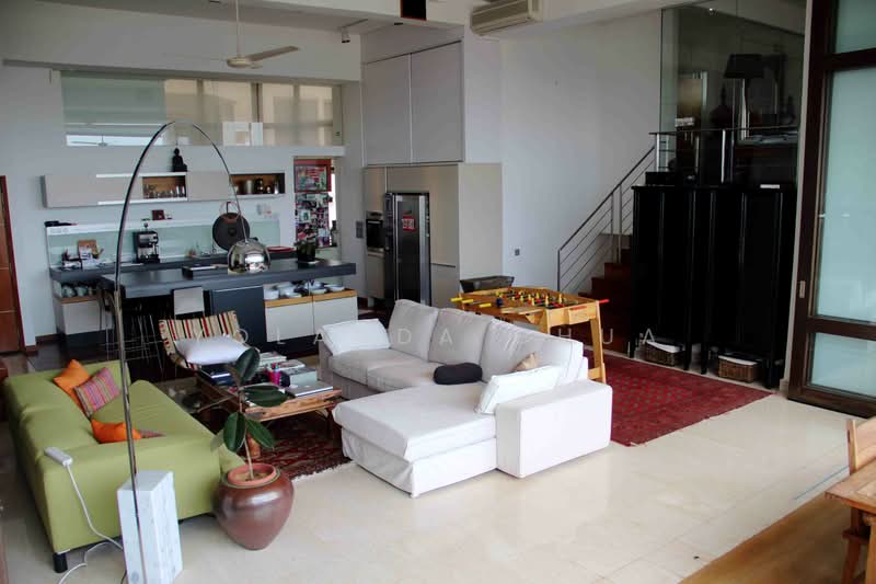 Hillcrest Arcadia, 255 Arcadia Road, 4 Bedrooms, 2,530 sqft, Condominium For Sale, by Yolanda Chua, 500155794 - Living Room - PropertyGuru.com.sg