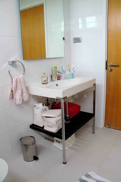 Hillcrest Arcadia, 255 Arcadia Road, 4 Bedrooms, 2,530 sqft, Condominium For Sale, by Yolanda Chua, 500155794 - Bathroom - PropertyGuru.com.sg