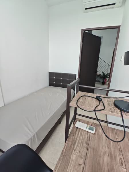 The Centris, 83 Jurong West Central 3, Room Rental, 150 sqft, Apartment For Rent, by Steve Voon, 500155817 - Bedroom - PropertyGuru.com.sg
