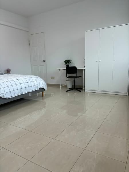 St Michael's Condo, 19 Saint Michael's Road, Room Rental, 350 sqft, Condominium For Rent, by Ritchie Li, 500155837 - Bedroom - PropertyGuru.com.sg