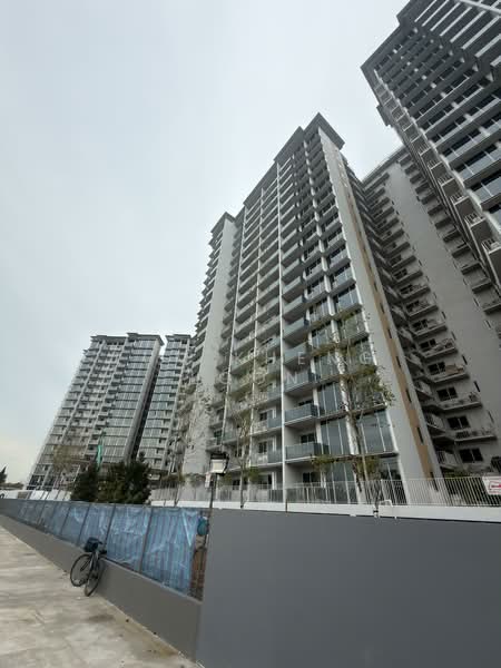 Grand Dunman, 18 Dunman Road, 3 Bedrooms, 958 sqft, Condominium For Sale, by Lum Kheng Loon, 500155839 - Exterior - PropertyGuru.com.sg
