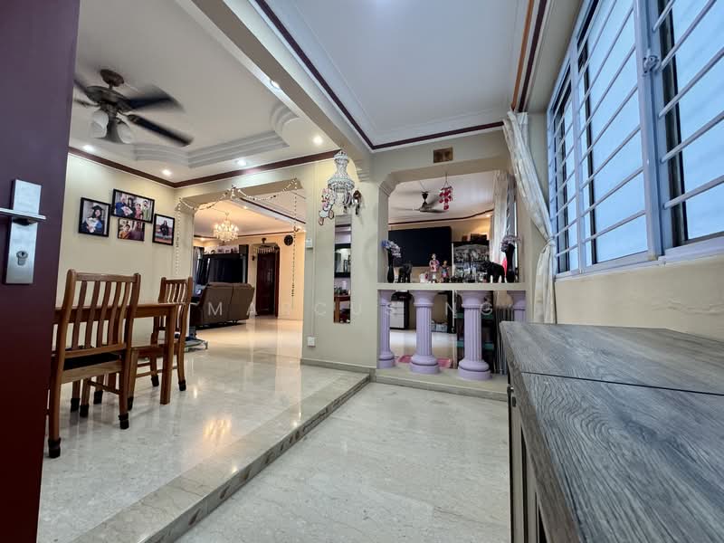 736 Jurong West Street 75, 736 Jurong West Street 75, 3 Bedrooms, 1,432 sqft, HDB Flat For Sale, by Marcus Ng, 500155843 - Living Room - PropertyGuru.com.sg