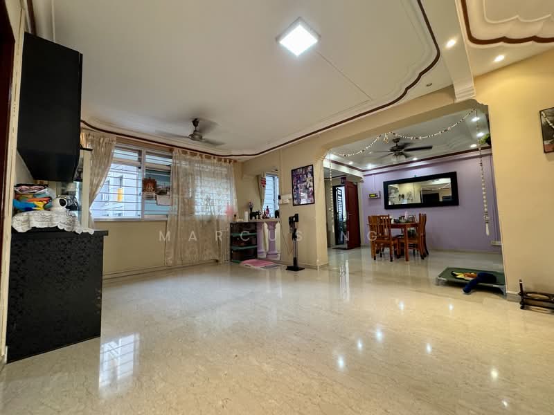 736 Jurong West Street 75, 736 Jurong West Street 75, 3 Bedrooms, 1,432 sqft, HDB Flat For Sale, by Marcus Ng, 500155843 - Living Room - PropertyGuru.com.sg