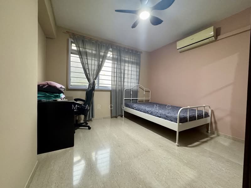 736 Jurong West Street 75, 736 Jurong West Street 75, 3 Bedrooms, 1,432 sqft, HDB Flat For Sale, by Marcus Ng, 500155843 - Bedroom - PropertyGuru.com.sg