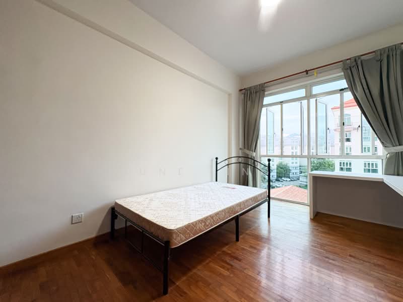 Estella Gardens, 29 Flora Road, 3 Bedrooms, 1,259 sqft, Condominium For Rent, by June Ling, 500155850 - Bedroom - PropertyGuru.com.sg