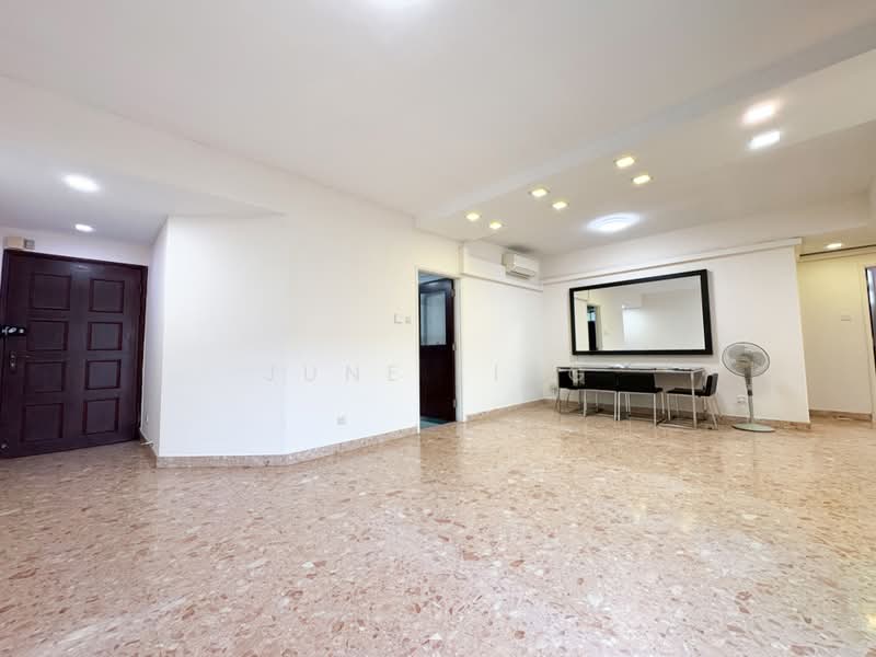 Estella Gardens, 29 Flora Road, 3 Bedrooms, 1,259 sqft, Condominium For Rent, by June Ling, 500155850 - Living Room - PropertyGuru.com.sg