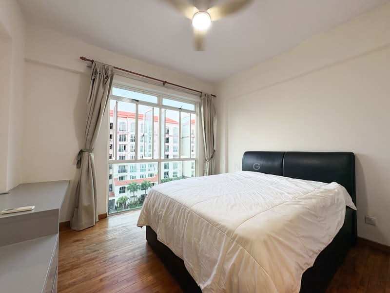 Estella Gardens, 29 Flora Road, 3 Bedrooms, 1,259 sqft, Condominium For Rent, by June Ling, 500155850 - Bedroom - PropertyGuru.com.sg
