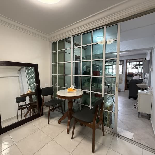 11 Holland Drive, 11 Holland Drive, 2 Bedrooms, 700 sqft, HDB Flat For Sale, by Pearl Goh 吴素菁, 500155851 - Interior - PropertyGuru.com.sg