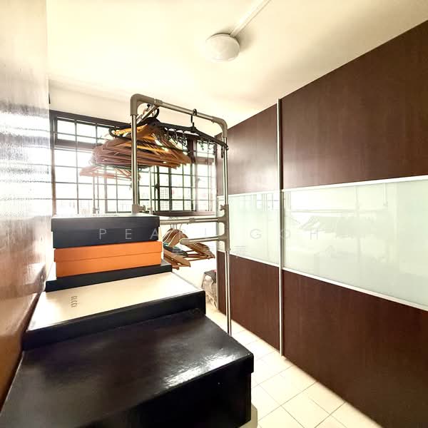 11 Holland Drive, 11 Holland Drive, 2 Bedrooms, 700 sqft, HDB Flat For Sale, by Pearl Goh 吴素菁, 500155851 - Interior - PropertyGuru.com.sg