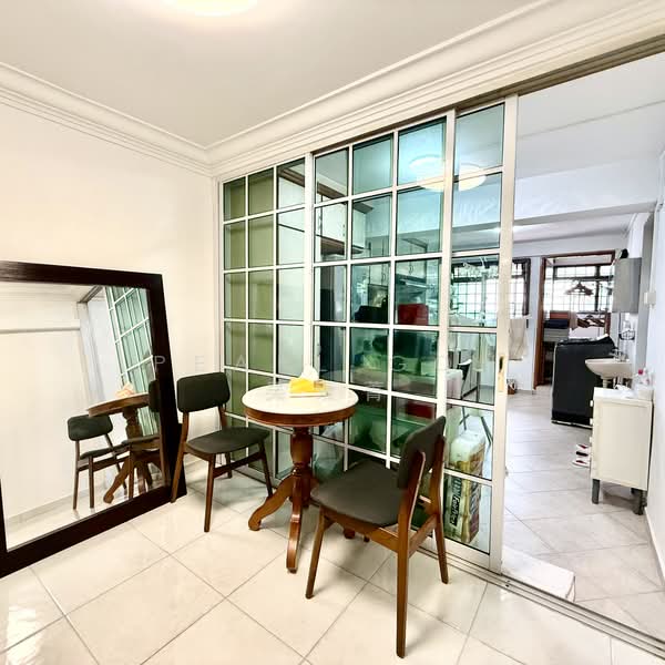 11 Holland Drive, 11 Holland Drive, 2 Bedrooms, 700 sqft, HDB Flat For Sale, by Pearl Goh 吴素菁, 500155851 - Interior - PropertyGuru.com.sg
