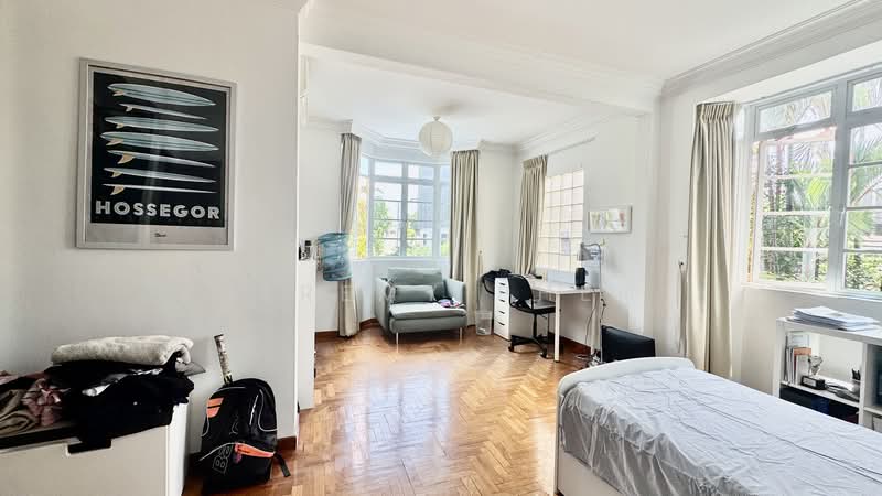 Serangoon Garden Estate Detached House, Chiselhurst Grove, Carisbrooke Grove, Colchester Grove, Serangoon Garden Way,, 6 Bedrooms, 3,400 sqft, Detached House For Rent, by Jeremy Pher, 500155853 - Bedroom - PropertyGuru.com.sg