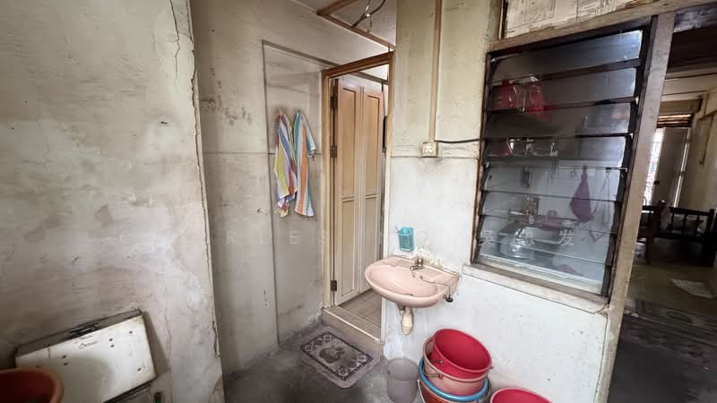6 Beach Road, 6 Beach Road, 1 Bedroom, 452 sqft, HDB Flat For Sale, by Charles Ng 吳忠发, 500155864 - Interior - PropertyGuru.com.sg