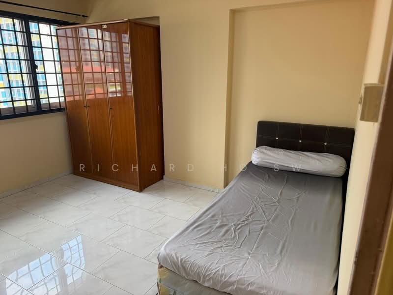 295 Choa Chu Kang Avenue 2, 295 Choa Chu Kang Avenue 2, Room Rental, 150 sqft, HDB Flat For Rent, by Richard Ho SW, 500155865 - Bedroom - PropertyGuru.com.sg