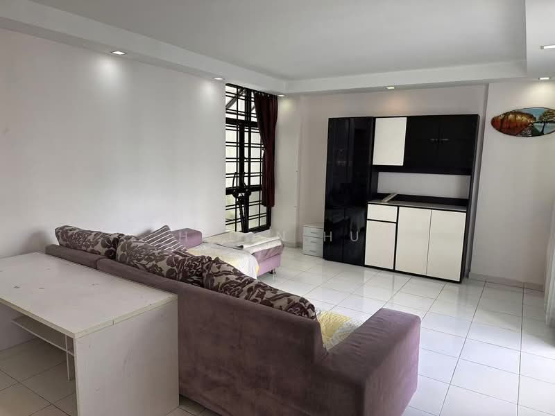 471 Segar Road, 471 Segar Road, 3 Bedrooms, 1,399 sqft, HDB Flat For Sale, by Helen HU, 500155868 - Living Room - PropertyGuru.com.sg