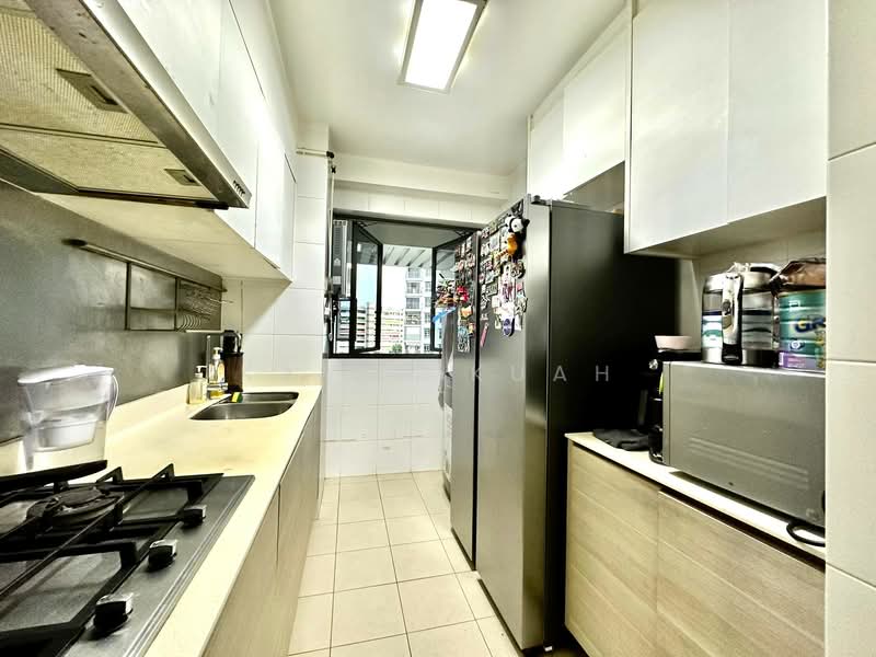 347A Yishun Avenue 11, 347A Yishun Avenue 11, 3 Bedrooms, 1,206 sqft, HDB Flat For Sale, by Kavin Kuah, 500155869 - Kitchen - PropertyGuru.com.sg