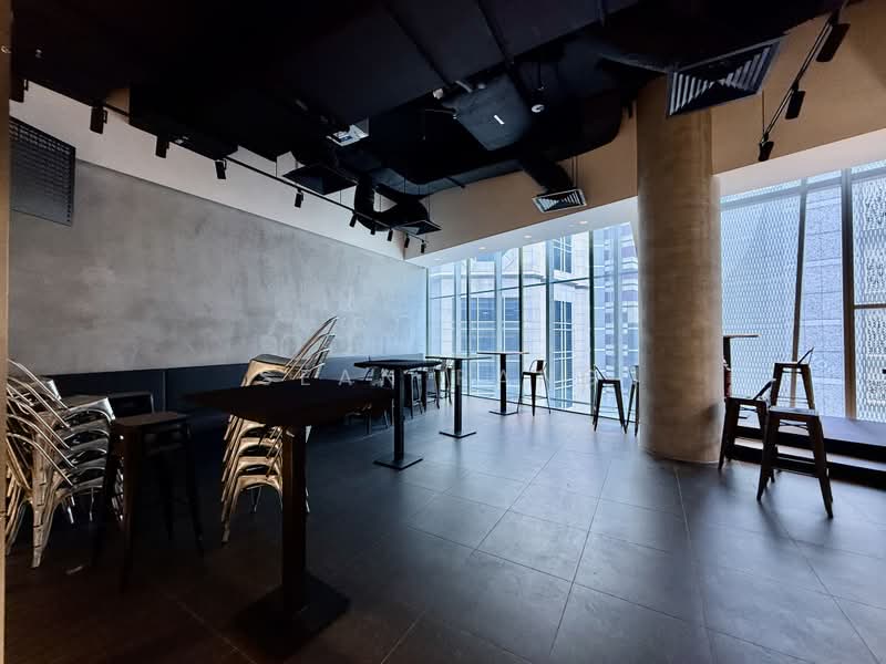 ☎️Nicely Fitted F&B Space @ Raffles Place | Near MRT, , 1,098 sqft, Food & Beverage For Rent, by Sean Pang, 500155892 - Interior - CommercialGuru.com.sg