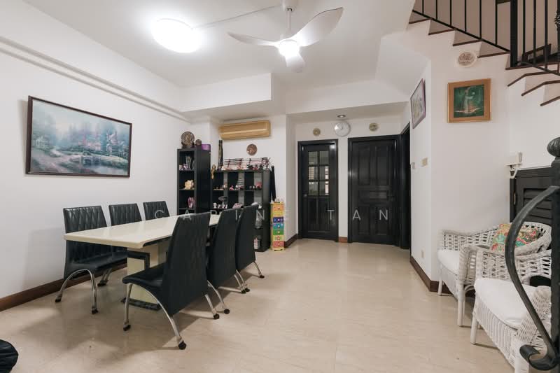 Villa Verde, Verde Crescent, 5 Bedrooms, 3,000 sqft, Terraced House For Sale, by Carine Tan, 500155905 - Dining Room - PropertyGuru.com.sg